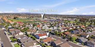 Beautifully Updated Huntington Beach 3 Bedroom / 2 Bathroom Home Gallery 24