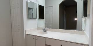Lovely Townhome in Gate Community! Gallery 13