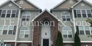 Lovely 2 Bedroom Condo Off Hwy 150 Gallery 24