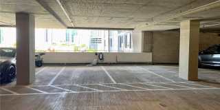 1000 Auahi Street Gallery 2