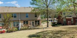 Charming 3BR House in Buford Gallery 22