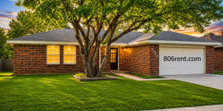 Three Bedroom in Southwest Lubbock - Great Location! Gallery 1