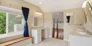 FALL IN LOVE with a Woodland Hills View Gallery 32