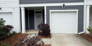 Beautiful 3 Bed / 2.5 Bath Townhome in Foxbank Plantation Gallery 1