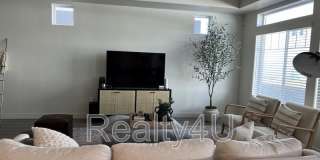 138 East Crown Point Drive Gallery 1