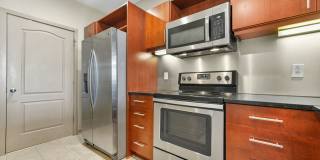 390 17th Street NW Gallery 17