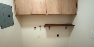 NW Condo Near Shopping Center Available Now! Gallery 4