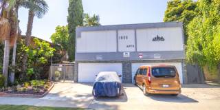 1825 Beloit Ave. Gallery 22