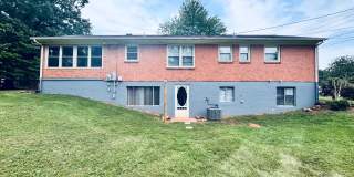 Brick Ranch in Forest Gallery 17