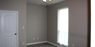 1811 Spruce Pine Ln Gallery 16