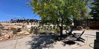 FULLY FURNISHED 4 Bedroom 2 Bath with Breathtaking Views Gallery 21