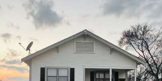 900 Ne Access Rd. Gallery 1