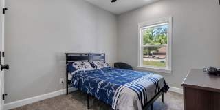 11 Towles Road Gallery 17