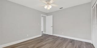 6305 COTTONWOOD LANE Gallery 42
