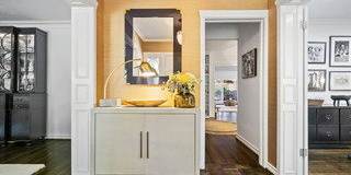 10576 Lindbrook Drive Gallery 5