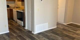 River Walk Apartments Gallery 120