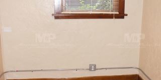 322 1/2  W Laurel Street Gallery 11