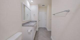Like-New End-Unit 3 Bedroom Townhome Gallery 43