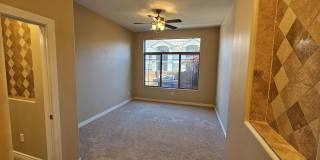 14450 N Thompson Peak Parkway 111 Gallery 30