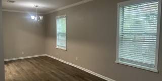 8032 Lexington Drive Gallery 3