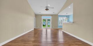 101 Zinnia Dr. Gallery 7