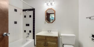 Robin Hill Gallery 32