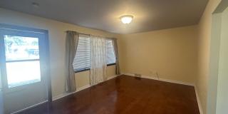 3 bed, 1 bath, 1 car garage Gallery 13