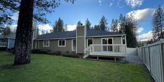 Charming 2 Bed, 2 Bath Duplex near Riverside State Park! Gallery 33