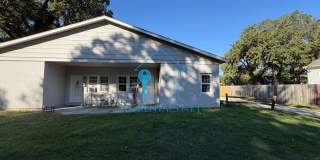 $895- 2 bedroom / 1 bathroom - Duplex $895- 2 bedroom / 1 bathroom - Duplex Gallery 1