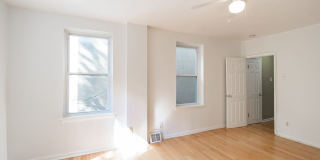 Four Bed Bella Vista Townhome Gallery 14