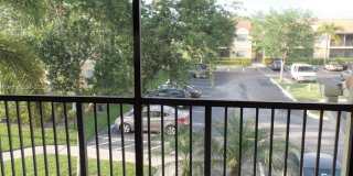 Beautifully Renovated 1-Bedroom, 1-Bathroom Condo in the Gated Community of Royal Poinciana! Gallery 12