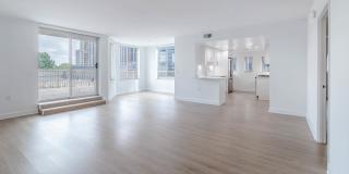 1800 Oak Apartments Gallery 44