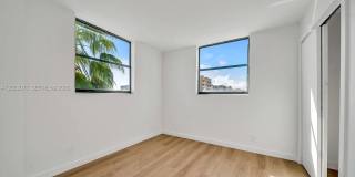 501 SW 1st St Gallery 11