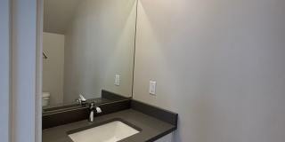 4 BEDROOM SANDHOLLOW TOWNHOME FOR RENT! Gallery 12