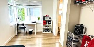 Radian Gallery 12