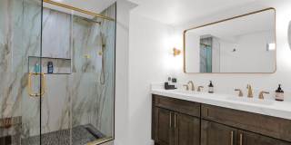 7629 N VIA DE LOS NINOS -- Gallery 17