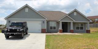 Beautiful 3 Bedroom, 2 Bath home for rent, short drive to Ft. Riley! Gallery 1