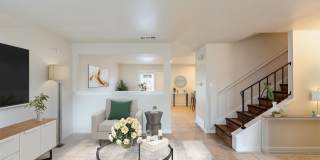Remodeled townhouse - Available now! Gallery 6
