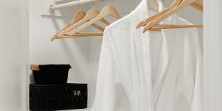 Solis Midtown Gallery 14