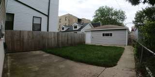 4219 N Albany Avenue Gallery 23