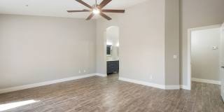 Ironwood Village - Completely Remodeled Interior, Single Level with Pool! Gallery 21