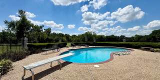 Executive NWA home with POOL and SHOP Executive NWA home with POOL and SHOP Gallery 9