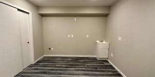 1225 W DAUPHIN Street Gallery 32