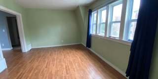 Updated 2 bed/1 bath Duplex for Rent! Gallery 4