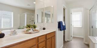 SPACIOUS & CLEAN 2 STORY, 4 BEDROOM, 2.5 BATH IN NATOMAS Gallery 32