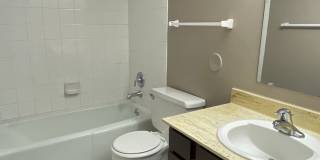 Bristol Square Apartments Gallery 124