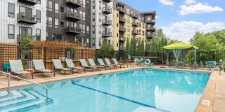 Be @ Axon Green Gallery 20