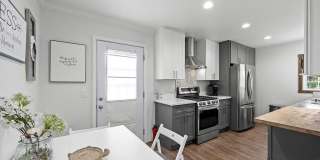 586 DEL MAR Gallery 20