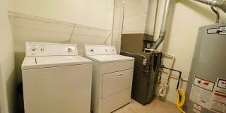 Great 3 Bed 2 Bath House with Garage!! Gallery 17