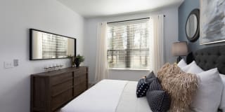 Stone Creek at the Woodlands Gallery 29